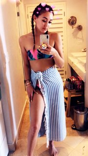 Lauren Riihimaki feet photo 17