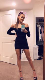 Lauren Riihimaki feet photo 10