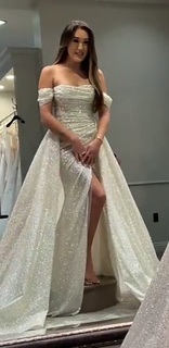 Lauren Riihimaki feet photo 10