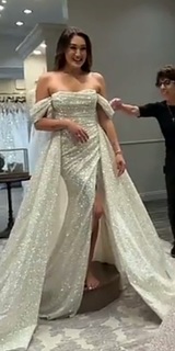 Lauren Riihimaki feet photo 8