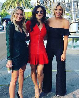 Lauren Sanchez feet photo thumbnail