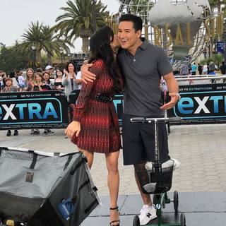 Lauren Sanchez feet photo thumbnail