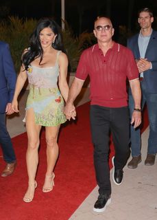 Lauren Sanchez feet photo thumbnail