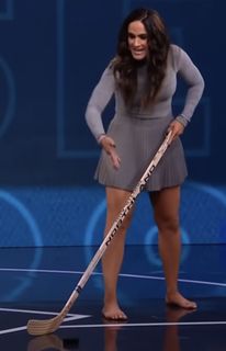 Lauren Shehadi feet photo thumbnail