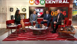 Lauren Shehadi feet photo thumbnail