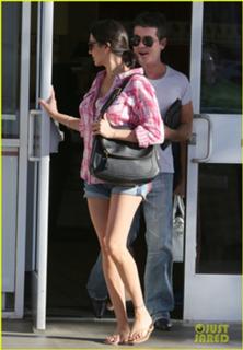 Lauren Silverman feet photo 15