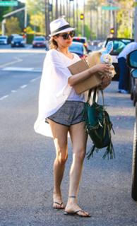 Lauren Silverman feet photo 13