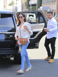 Lauren Silverman feet photo 3
