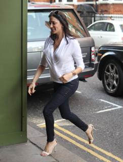 Lauren Silverman feet photo 20