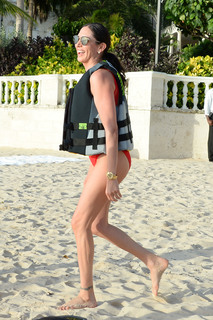 Lauren Silverman feet photo 1