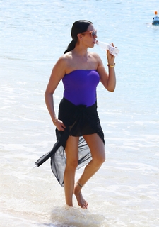Lauren Silverman feet photo 17