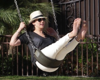 Lauren Silverman feet photo 18
