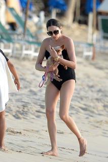 Lauren Silverman feet photo 12