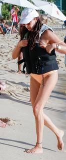 Lauren Silverman feet photo 16