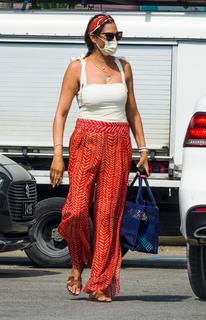 Lauren Silverman feet photo 7