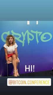 Lauren Sivan feet photo 10