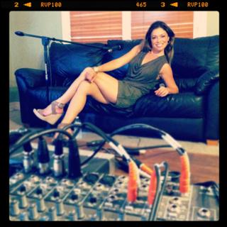 Lauren Sivan feet photo 8