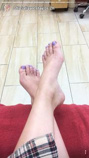 Lauren Taylor feet photo 1