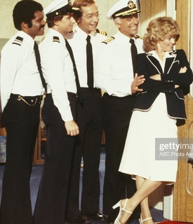 Lauren Tewes feet photo 8