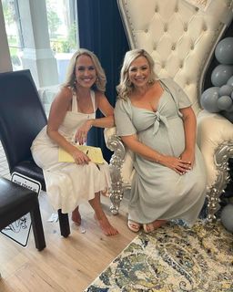 Lauren Thompson feet photo 17