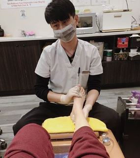 Lauren Tsai feet photo 2