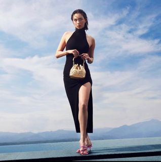 Lauren Tsai feet photo 7