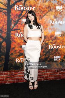 Lauren Tsai feet photo 5