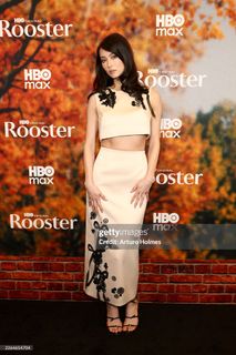 Lauren Tsai feet photo 4