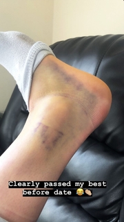 Lauren Williams feet photo 8