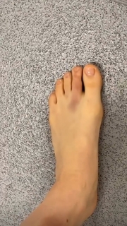 Lauren Williams feet photo 6