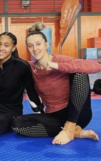 Lauren Williams feet photo 8