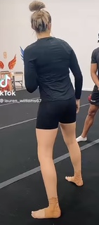 Lauren Williams feet photo 12