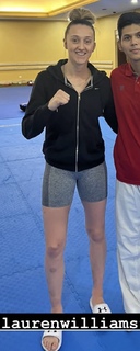 Lauren Williams feet photo 4