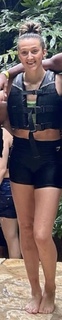 Lauren Williams feet photo 2