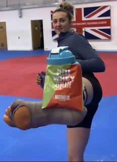 Lauren Williams feet photo 7