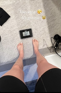 Lauren Williams feet photo 10
