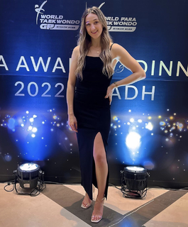 Lauren Williams feet photo 3