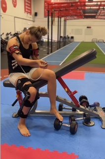 Lauren Williams feet photo 1