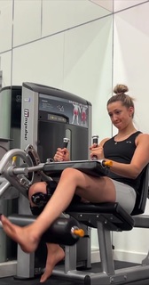 Lauren Williams feet photo 20