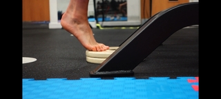 Lauren Williams feet photo 3