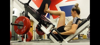 Lauren Williams feet photo 11