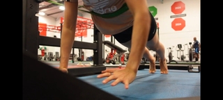 Lauren Williams feet photo 9