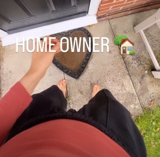 Lauren Williams feet photo 12