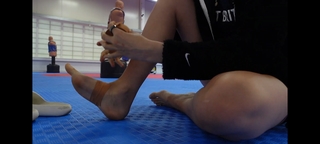 Lauren Williams feet photo 8