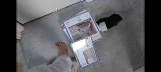 Lauren Williams feet photo 2