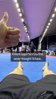 Lauren Williams feet photo 18