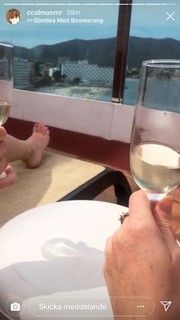 Lauren Woods feet photo 2