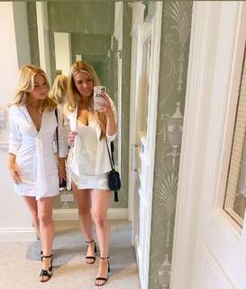Lauren Woods feet photo 1