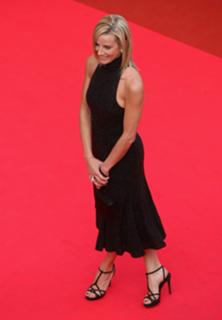 Laurence Ferrari feet photo 2