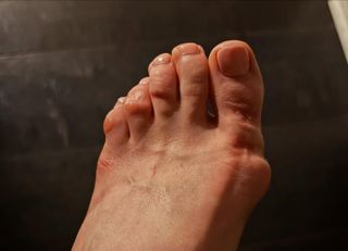 Laurence Leboeuf feet photo 1